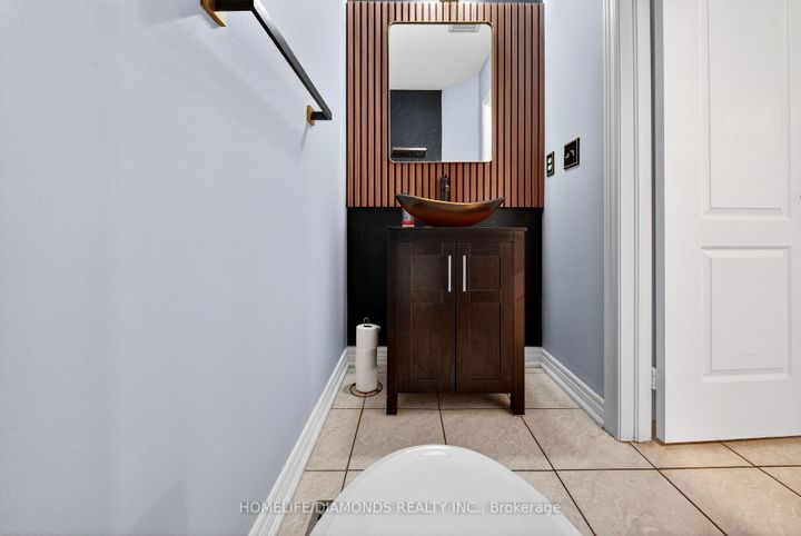 Photo 18 at 62 DON MINAKER Drive, Bram East, Brampton