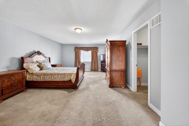 Photo 22 at 62 DON MINAKER Drive, Bram East, Brampton