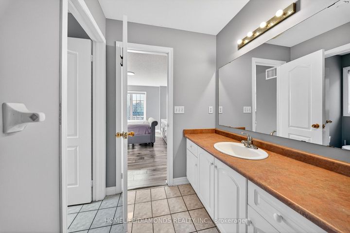 Photo 29 at 62 DON MINAKER Drive, Bram East, Brampton