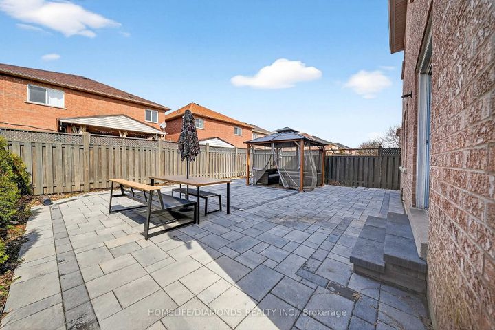 Photo 37 at 62 DON MINAKER Drive, Bram East, Brampton