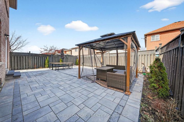 Photo 38 at 62 DON MINAKER Drive, Bram East, Brampton