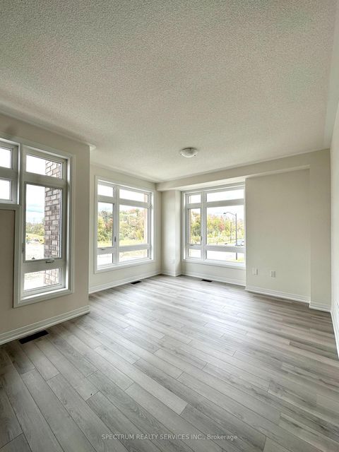 Photo 2 at 5 Riley Reed Lane, Rural Richmond Hill, Richmond Hill