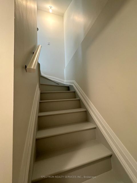 Photo 14 at 5 Riley Reed Lane, Rural Richmond Hill, Richmond Hill