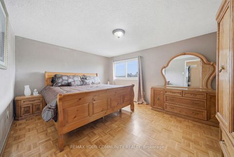 Photo 24 at 130 Andrea Lane, East Woodbridge, Vaughan