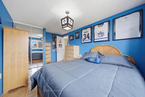 Photo 30 at 130 Andrea Lane, East Woodbridge, Vaughan