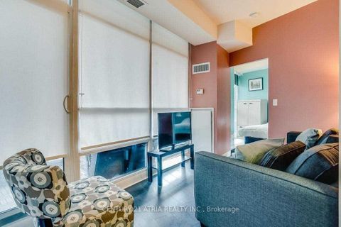 Photo 6 at 805 - 15 Bruyeres Mews, Niagara, Toronto