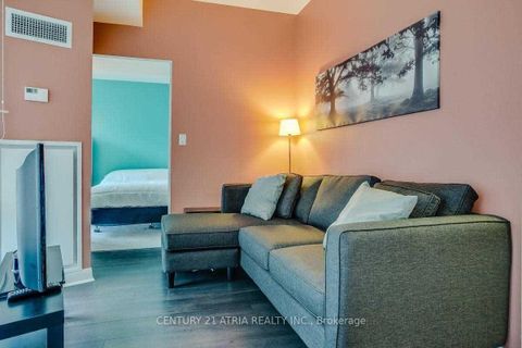 Photo 8 at 805 - 15 Bruyeres Mews, Niagara, Toronto