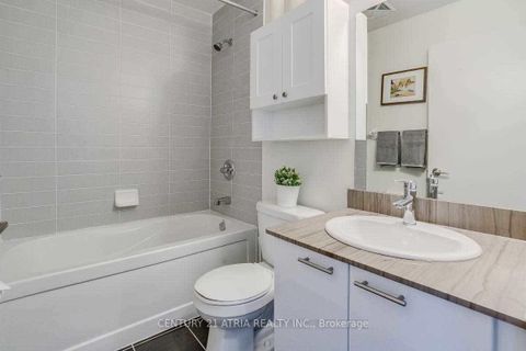 Photo 13 at 805 - 15 Bruyeres Mews, Niagara, Toronto
