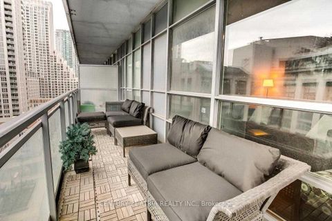 Photo 15 at 805 - 15 Bruyeres Mews, Niagara, Toronto