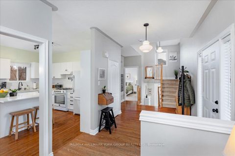 Photo 12 at 22 Margaret Place, Keswick North, Georgina