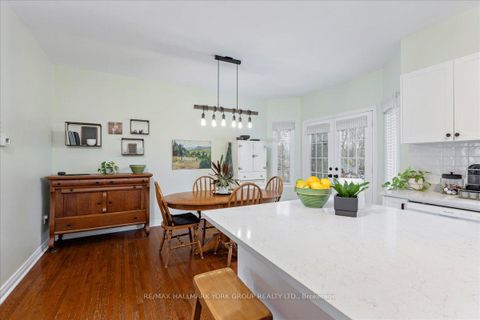 Photo 15 at 22 Margaret Place, Keswick North, Georgina