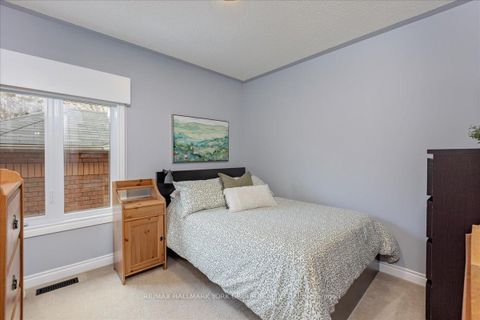 Photo 23 at 22 Margaret Place, Keswick North, Georgina