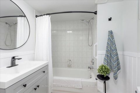 Photo 32 at 22 Margaret Place, Keswick North, Georgina