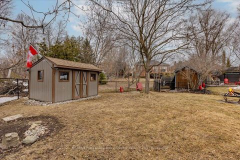 Photo 35 at 22 Margaret Place, Keswick North, Georgina