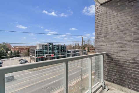 Photo 5 at 309 - 3220 SHEPPARD Avenue E, Sullivan, Toronto