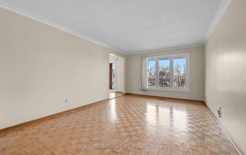 Photo 8 at 5 Acacia Avenue, Pelmo Park W5, Toronto