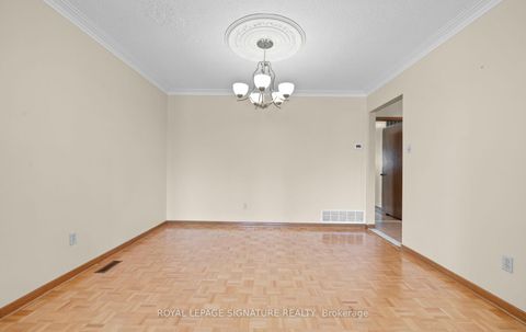 Photo 10 at 5 Acacia Avenue, Pelmo Park W5, Toronto