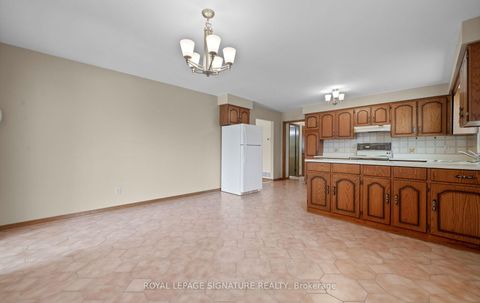 Photo 14 at 5 Acacia Avenue, Pelmo Park W5, Toronto