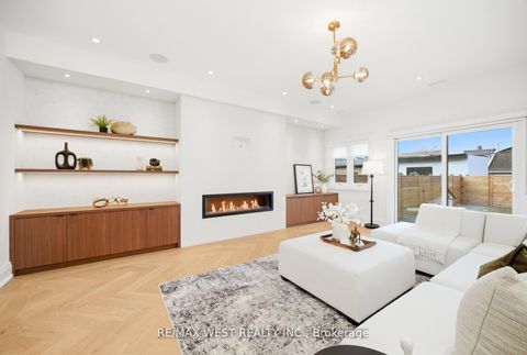 Photo 10 at 390 St Clarens Avenue, Dufferin Grove, Toronto