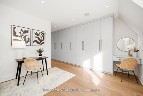 Photo 18 at 390 St Clarens Avenue, Dufferin Grove, Toronto