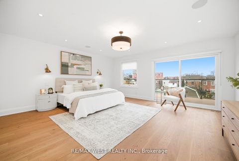 Photo 19 at 390 St Clarens Avenue, Dufferin Grove, Toronto