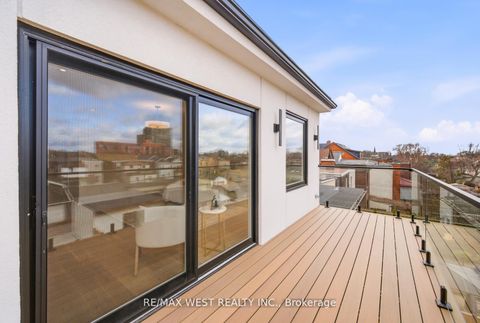 Photo 21 at 390 St Clarens Avenue, Dufferin Grove, Toronto