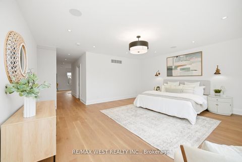 Photo 24 at 390 St Clarens Avenue, Dufferin Grove, Toronto