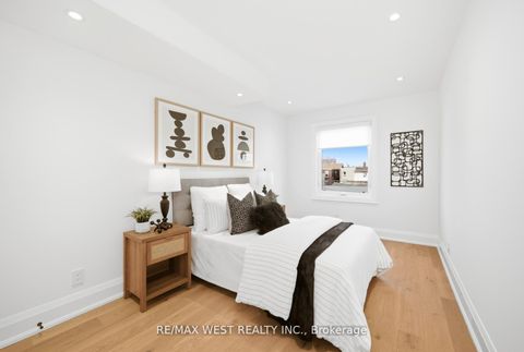 Photo 33 at 390 St Clarens Avenue, Dufferin Grove, Toronto