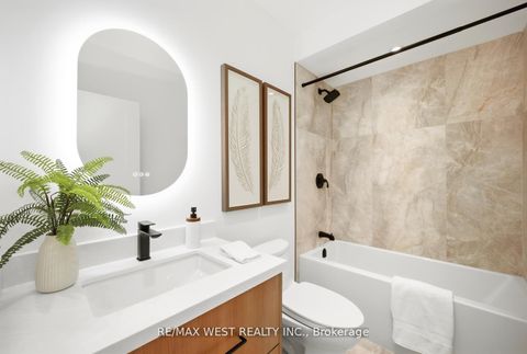 Photo 34 at 390 St Clarens Avenue, Dufferin Grove, Toronto