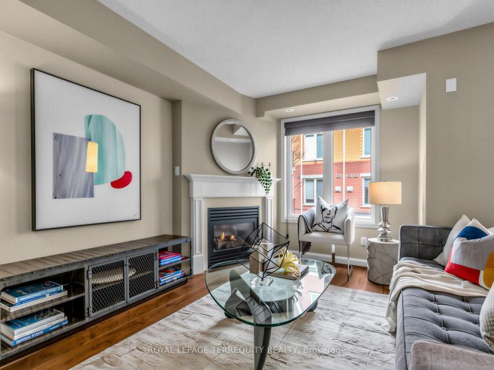 Photo 4 at 301 - 60 Joe Shuster Way, South Parkdale, Toronto