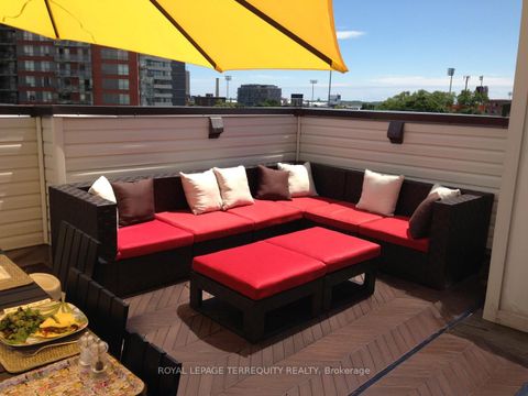 Photo 37 at 301 - 60 Joe Shuster Way, South Parkdale, Toronto