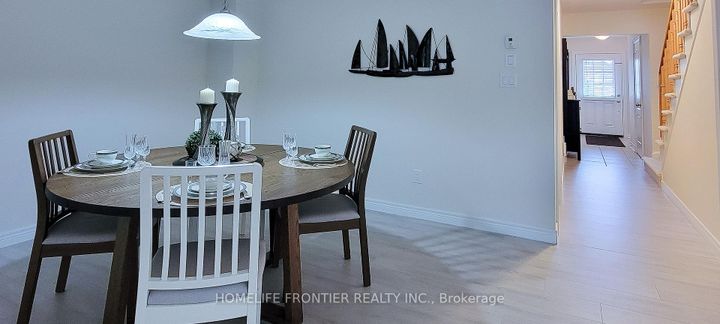 Photo 5 at 43 Sundragon Trail, Bradford, Bradford West Gwillimbury