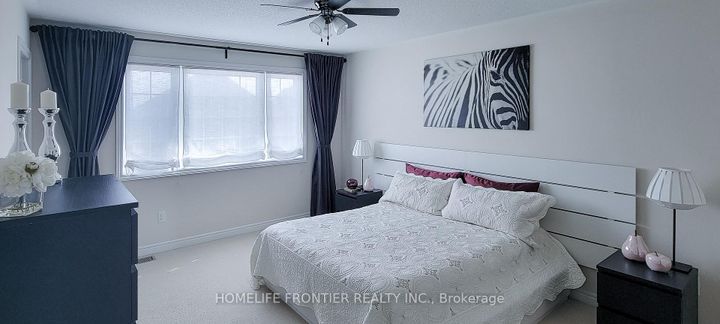 Photo 18 at 43 Sundragon Trail, Bradford, Bradford West Gwillimbury