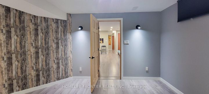 Photo 45 at 43 Sundragon Trail, Bradford, Bradford West Gwillimbury