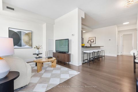 Photo 9 at 701 - 8130 Birchmount Road, Unionville, Markham