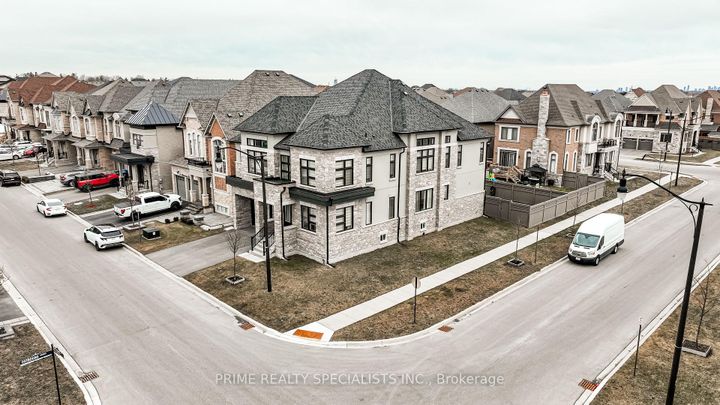 Photo 1 at 21 MIDMORNING Road, Northwest Brampton, Brampton