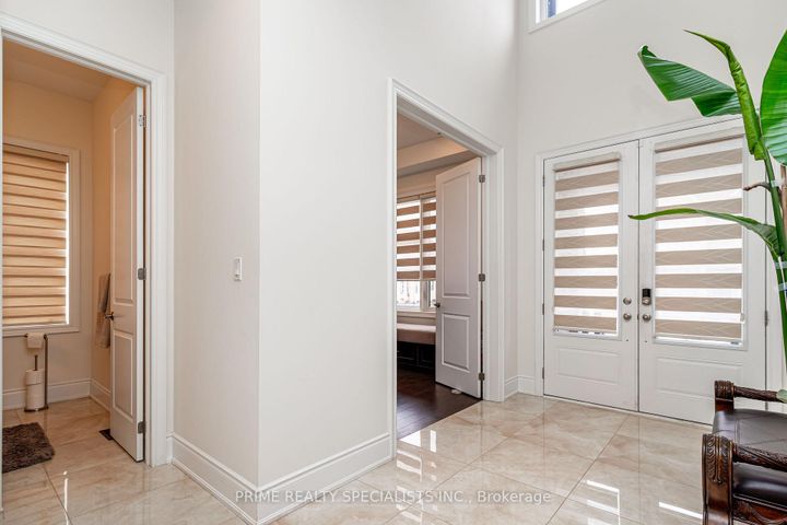 Photo 5 at 21 MIDMORNING Road, Northwest Brampton, Brampton