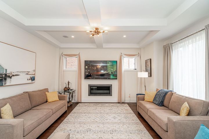 Photo 16 at 21 MIDMORNING Road, Northwest Brampton, Brampton