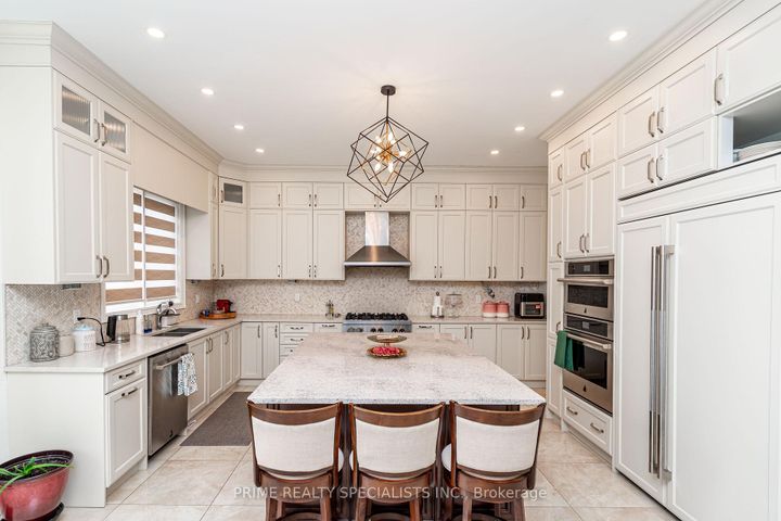 Photo 19 at 21 MIDMORNING Road, Northwest Brampton, Brampton