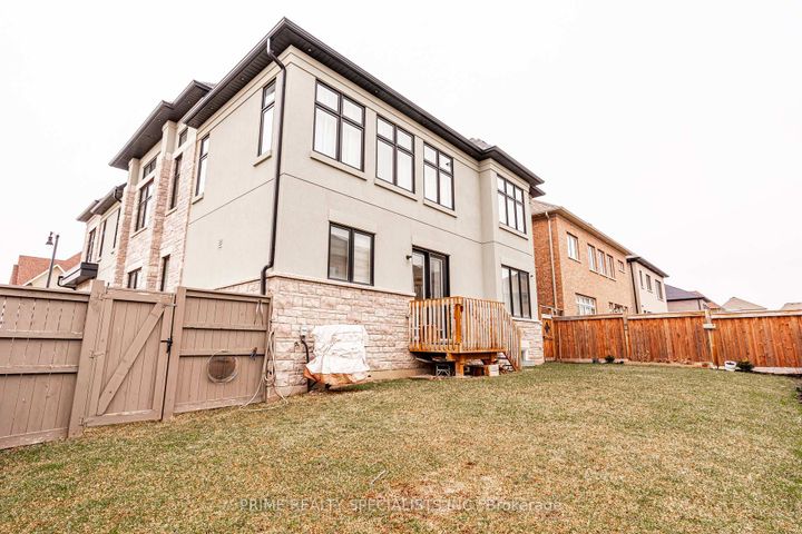 Photo 42 at 21 MIDMORNING Road, Northwest Brampton, Brampton