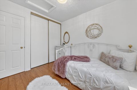 Photo 34 at 1 Aldcroft Crescent, Bowmanville, Clarington