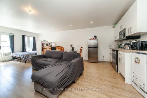 Photo 21 at 529 Rogers Road S, Eglinton West, Toronto