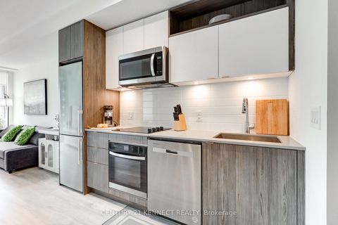 Photo 6 at 504 - 70 Princess Street, Moss Park, Toronto