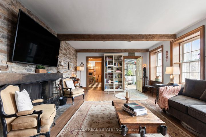 Photo 8 at 85 Yorkleigh Avenue, Humber Heights, Toronto