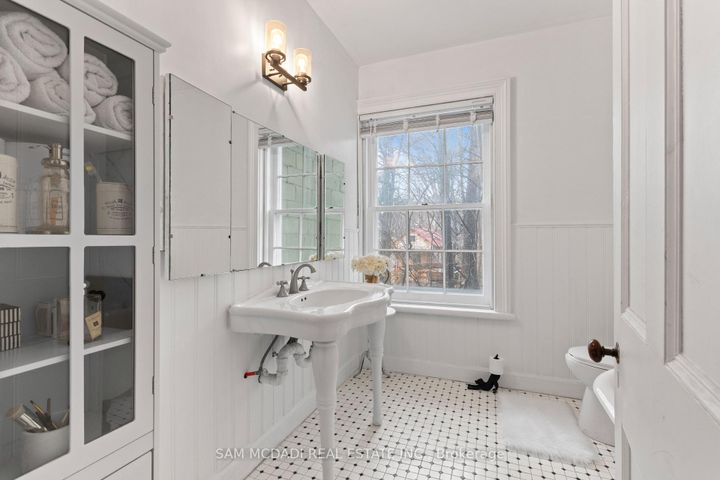 Photo 19 at 85 Yorkleigh Avenue, Humber Heights, Toronto