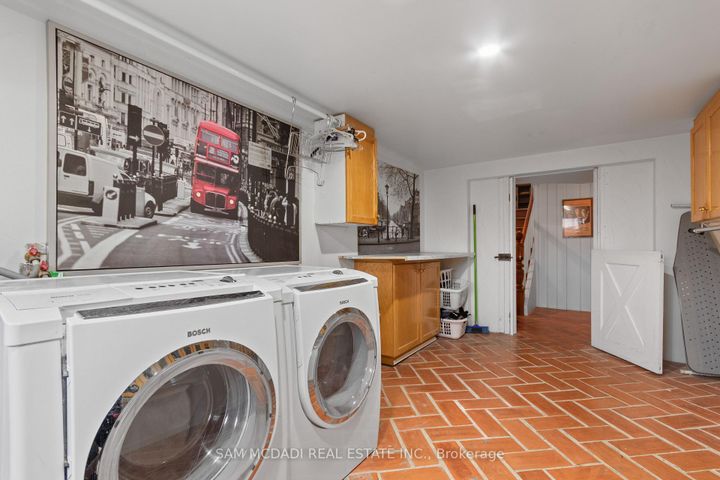 Photo 24 at 85 Yorkleigh Avenue, Humber Heights, Toronto