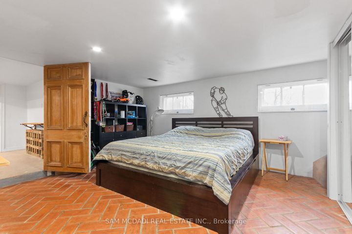 Photo 25 at 85 Yorkleigh Avenue, Humber Heights, Toronto