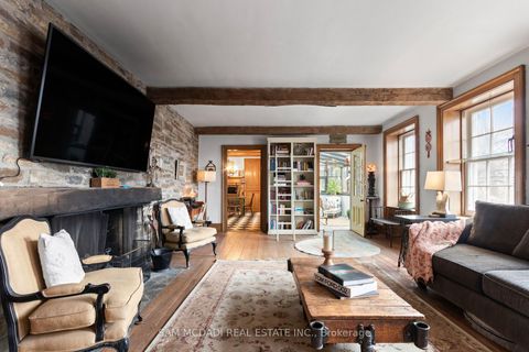 Photo 8 at 85 Yorkleigh Avenue, Humber Heights, Toronto