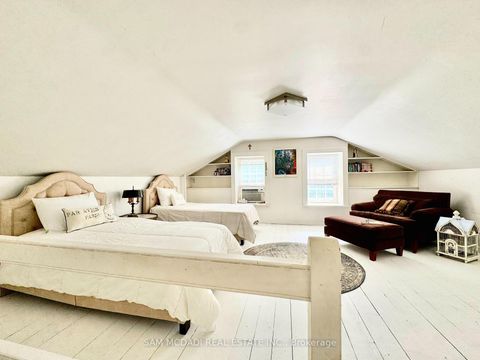 Photo 16 at 85 Yorkleigh Avenue, Humber Heights, Toronto