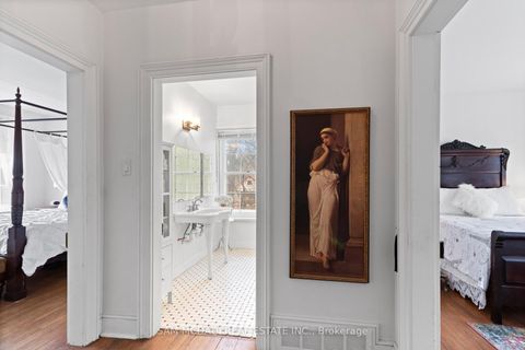 Photo 17 at 85 Yorkleigh Avenue, Humber Heights, Toronto